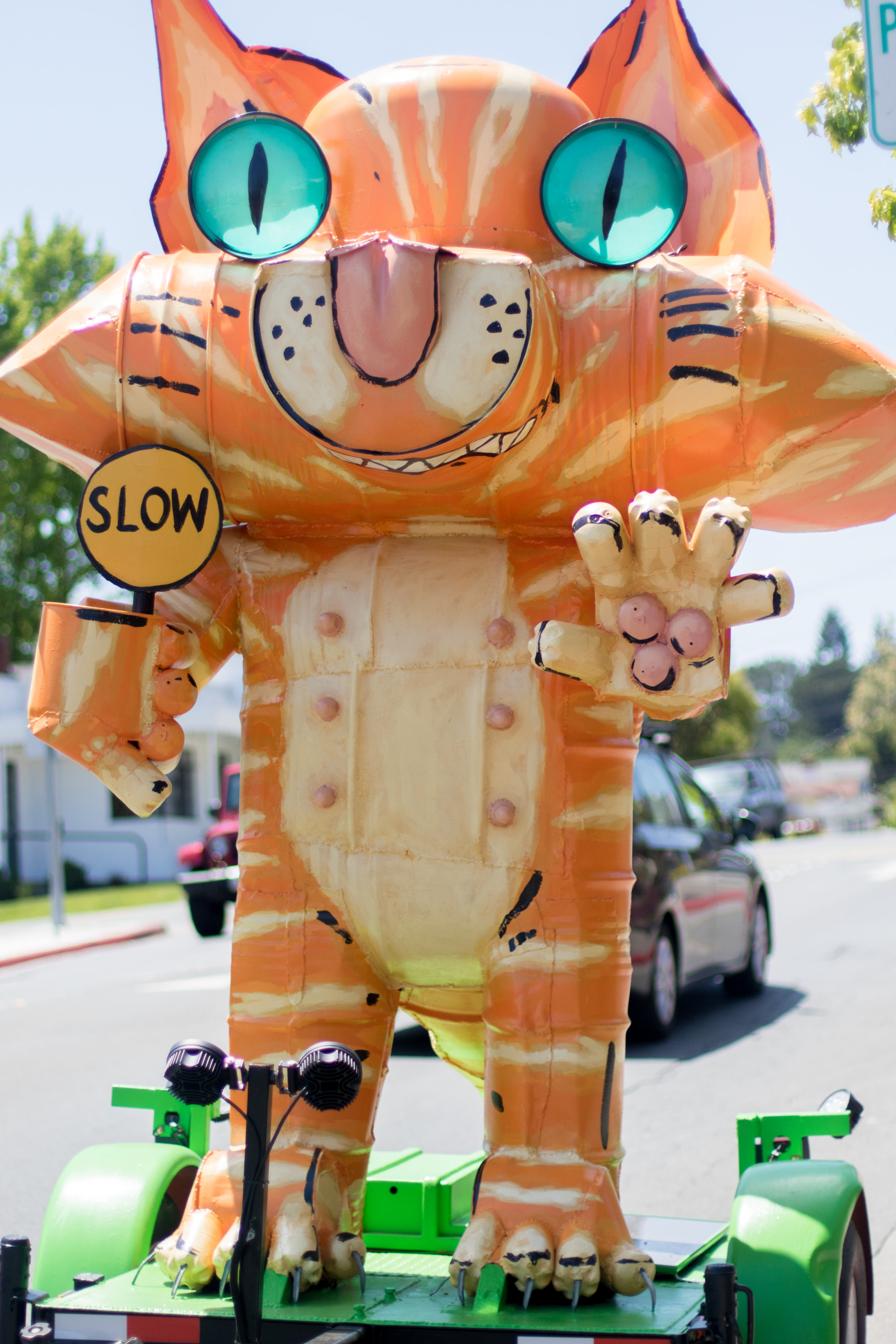 8/13: Sebastopol’s Slow Cat says “Mask Up!”